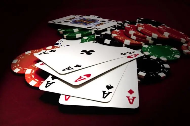 599 Live Casino Baccarat Table တွင် Professional Dealer နှင့် မြန်မာ ကစားသမားများ